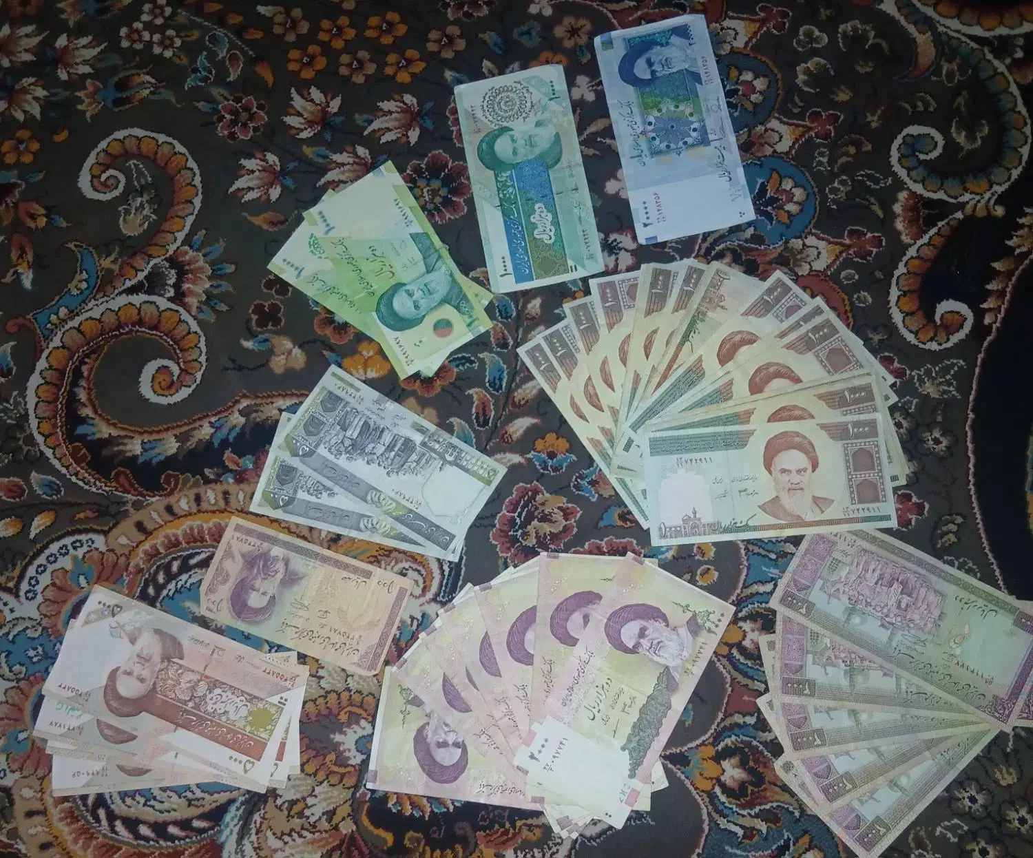 پول قدیمی|کلکسیون سکه، تمبر، اسکناس|مشهد, ایثارگران|دیوار
