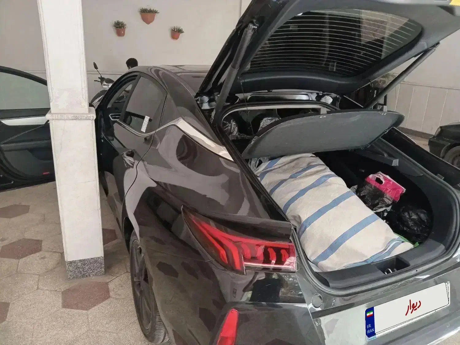 کی ام سی جی 7 مدل 1403 خشک|خودرو سواری و وانت|مشهد, ارشاد|دیوار