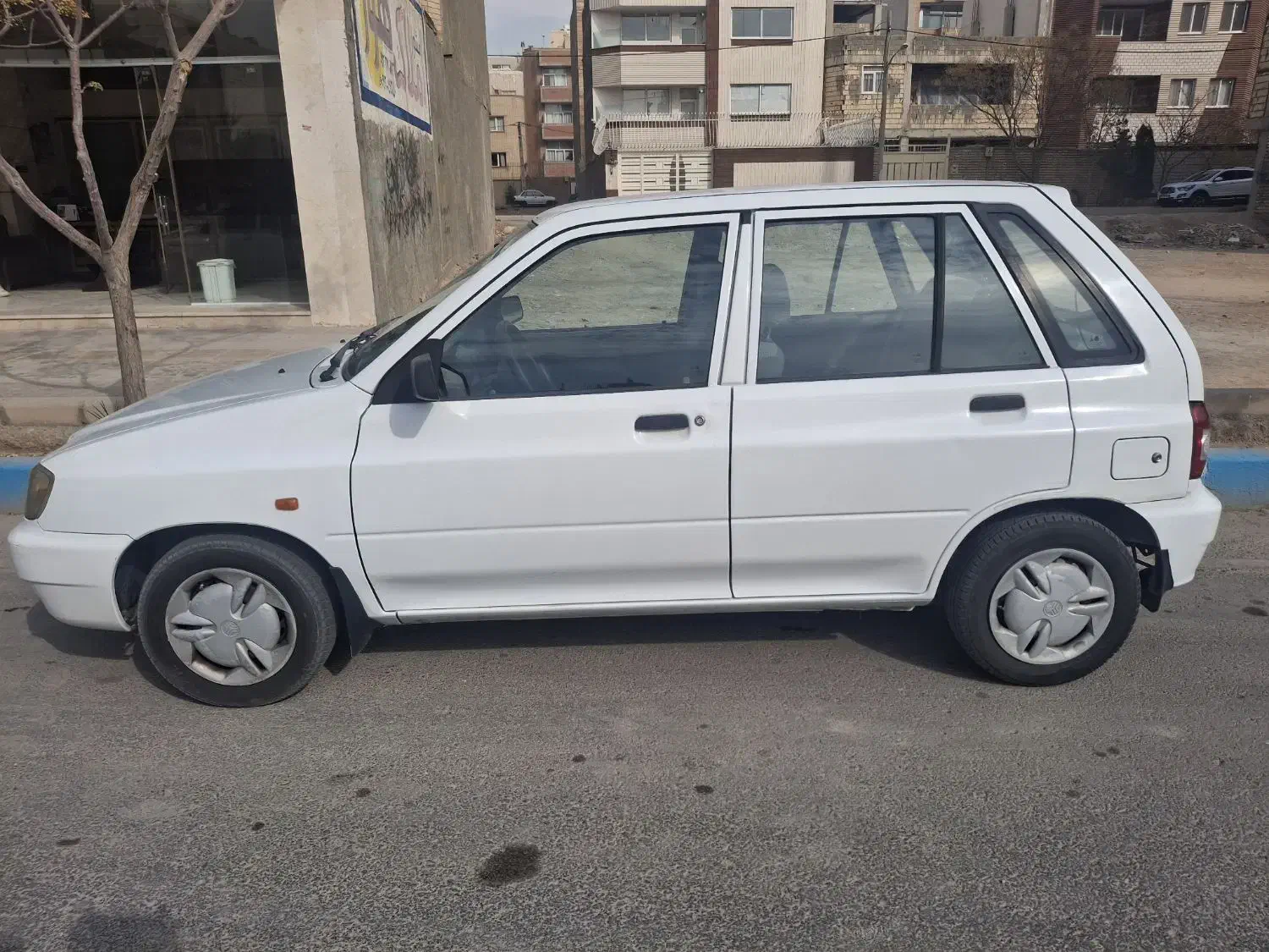 پراید ۱۱۱ مدل ۹۸|خودرو سواری و وانت|برخوار, |دیوار