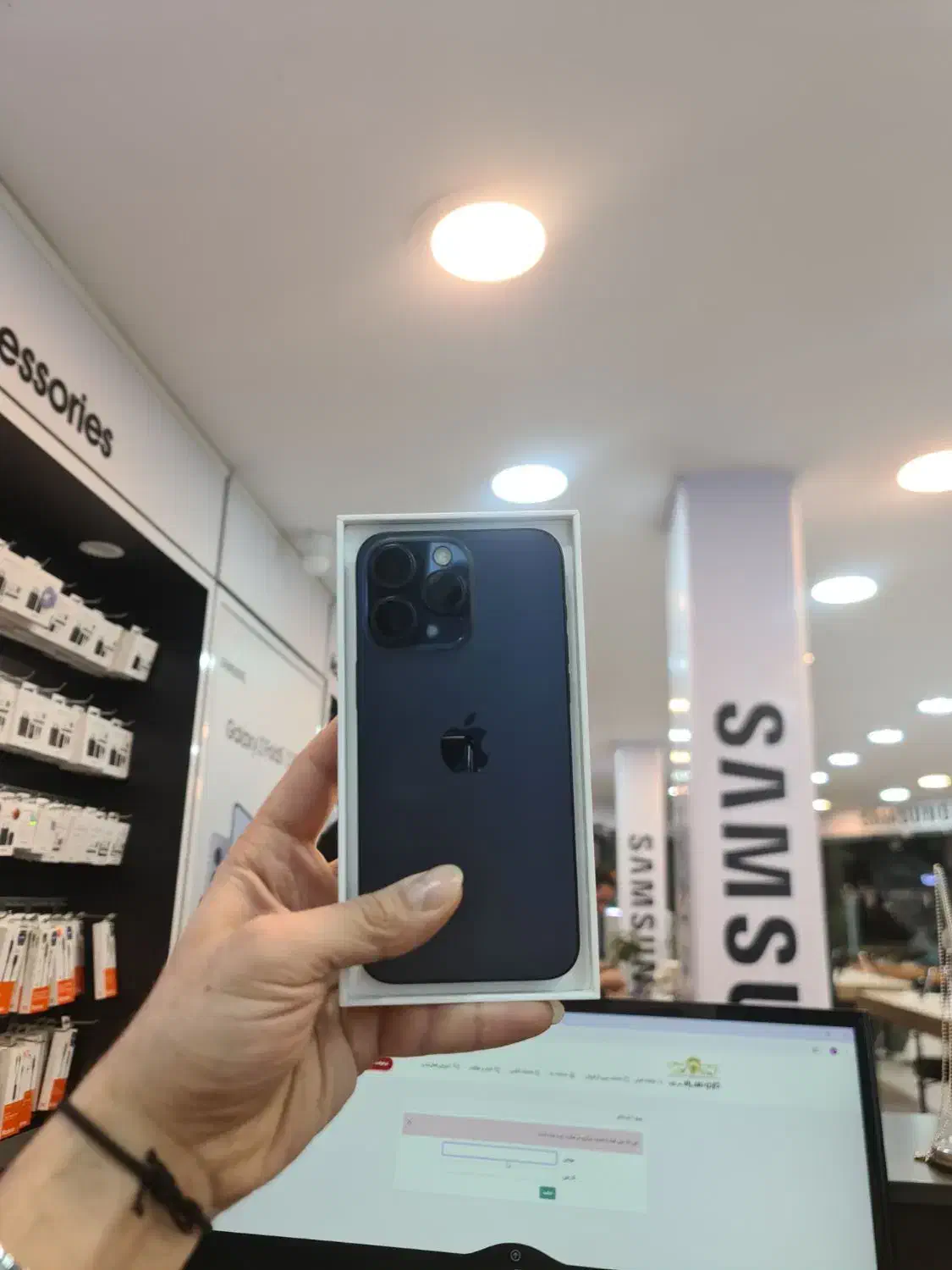 15پرو مکس za/a فقط با ۳۰ میلیون پیش|موبایل|اصفهان, چرخاب|دیوار