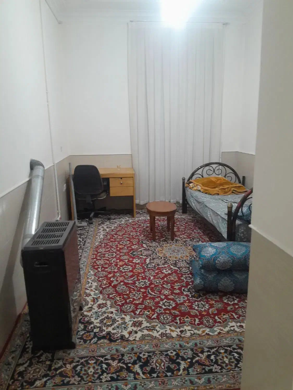 یک واحد مبله برا مسافر دو نفر|اجارهٔ کوتاه‌مدت آپارتمان و سوئیت|رفسنجان, |دیوار