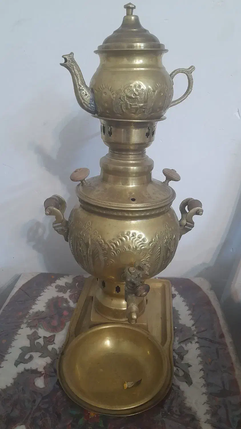 سماور برنجی زغالی|کلکسیون اشیاء عتیقه|کرمان, |دیوار