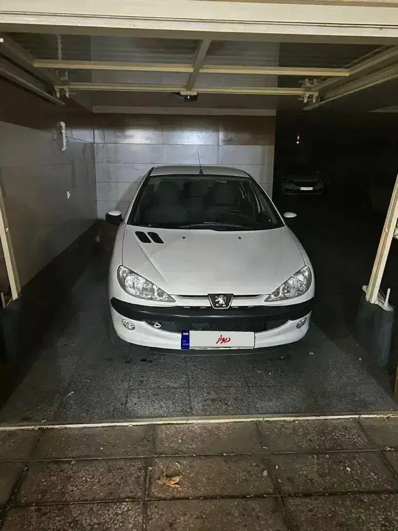پژو ۲۰۶ صندوق دار v 8 مدل ۹۶|خودرو سواری و وانت|همدان, |دیوار