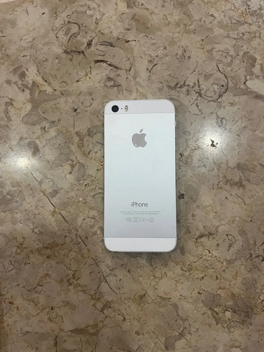 iPhone 5|موبایل|آستانه اشرفیه, |دیوار