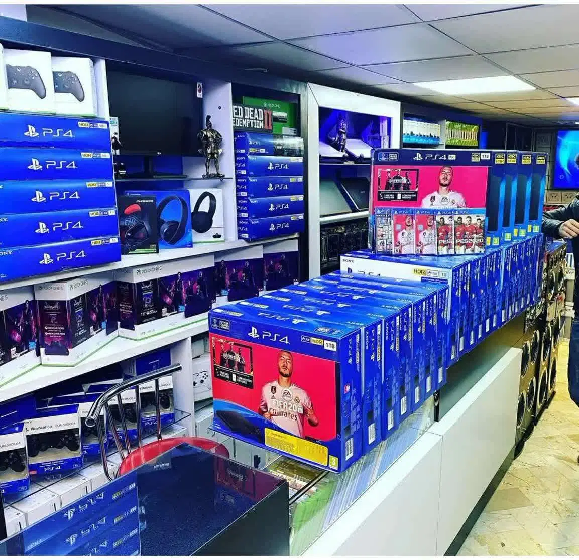 خریدار وفروش سونی ۴ کپی خور Ps4 slim fat Poro|کنسول، بازی ویدئویی و آنلاین|تهران, امانیه|دیوار