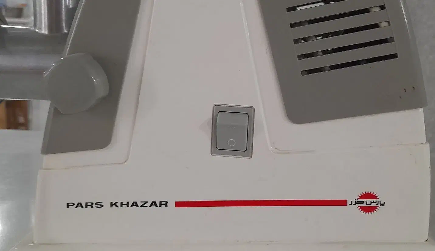 فروش چرخ گوشت پارس خزر آر ۱۴۰۰ در حد نو|خردکن، آسیاب، غذاساز|کرج, شهرک فهمیده|دیوار