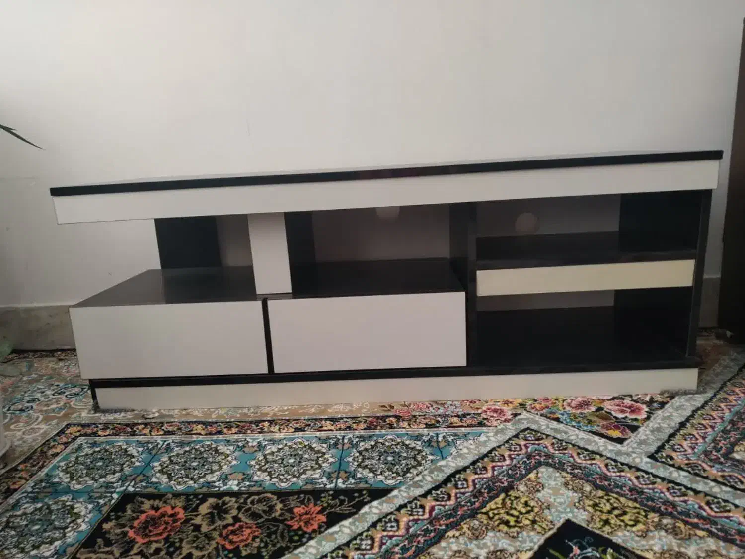 میز تلویزیون|میز تلویزیون|بادرود, |دیوار