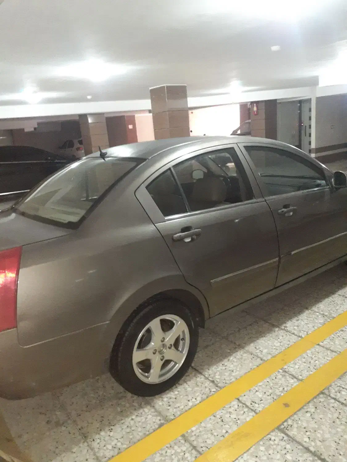 ام وی ام ۵۳۰ مدل ۹۱|خودرو سواری و وانت|اصفهان, ملک‌شهر|دیوار