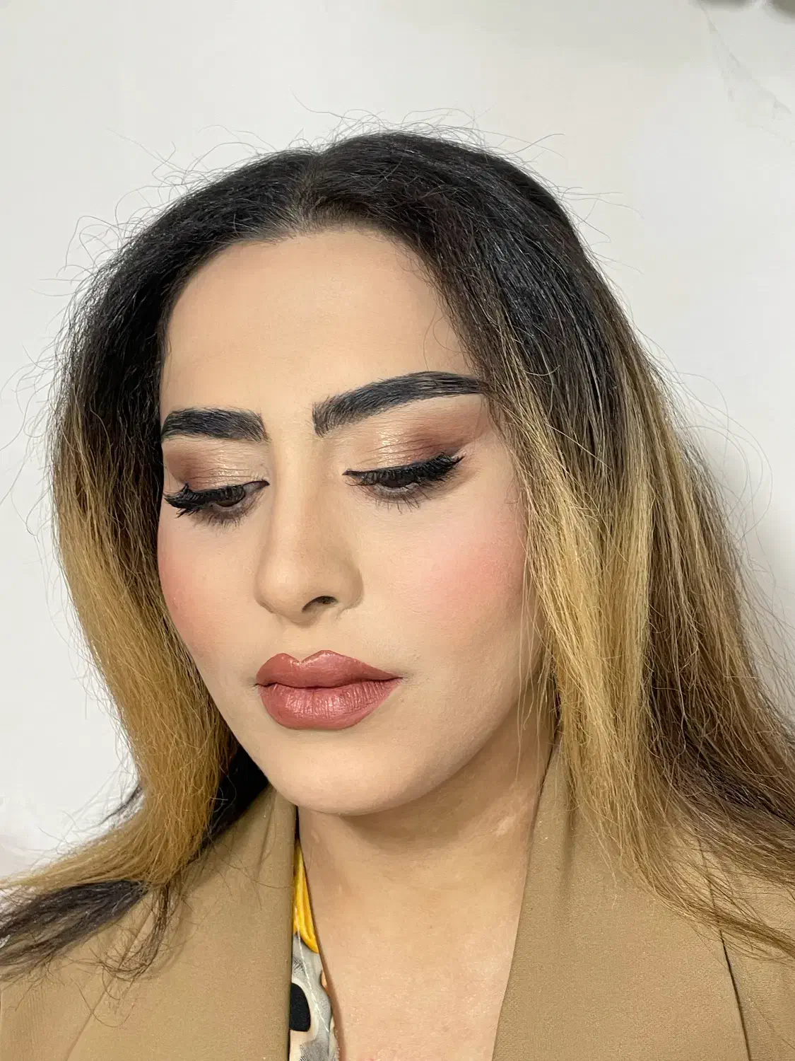 میکاپ و شینیون|خدمات آرایشگری و زیبایی|اسلام‌شهر, باغ فیض|دیوار