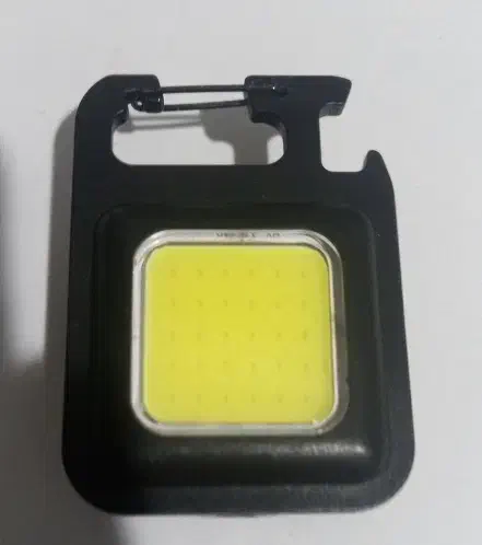 چراغ قوه|لامپ و چراغ|رشت, حمیدیان|دیوار