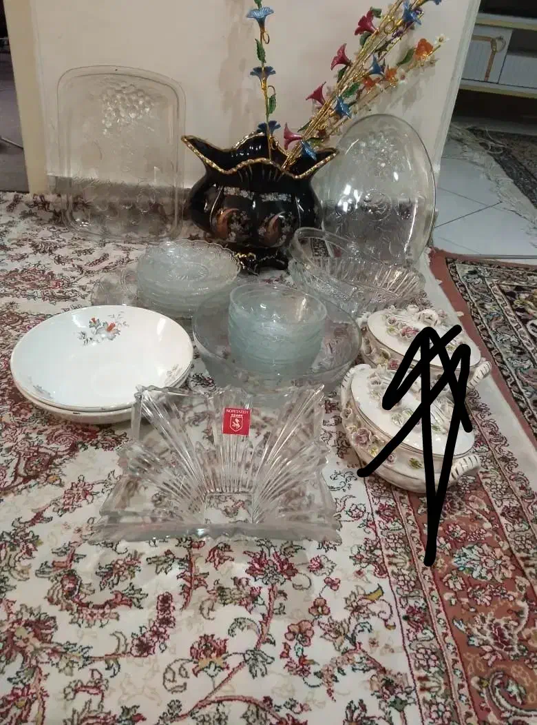 ظروف پذیرایی نو و در حد نو|ظروف سرو و پذیرایی|تهران, مجیدیه|دیوار