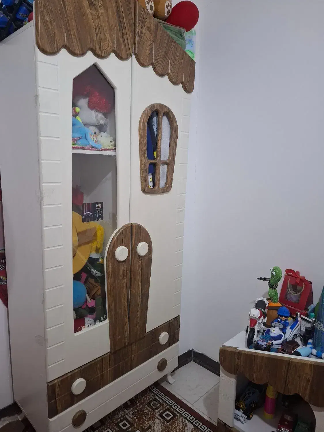 دو عدد کمد کودک و نوجوان 1900|جاکفشی، کمد، دراور|پرند, فاز ۳|دیوار