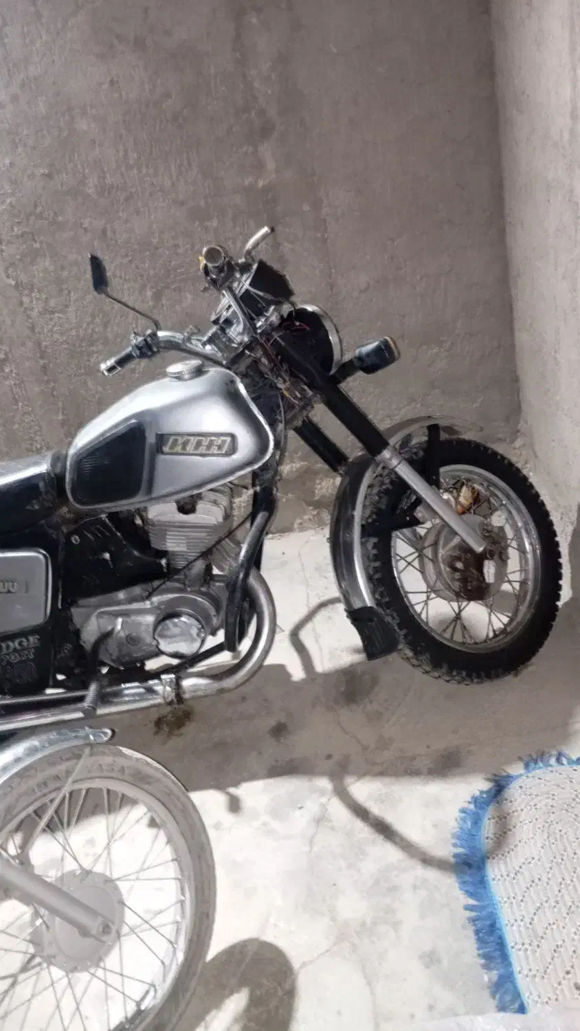 ایژ روستا|موتورسیکلت|تفتان, |دیوار