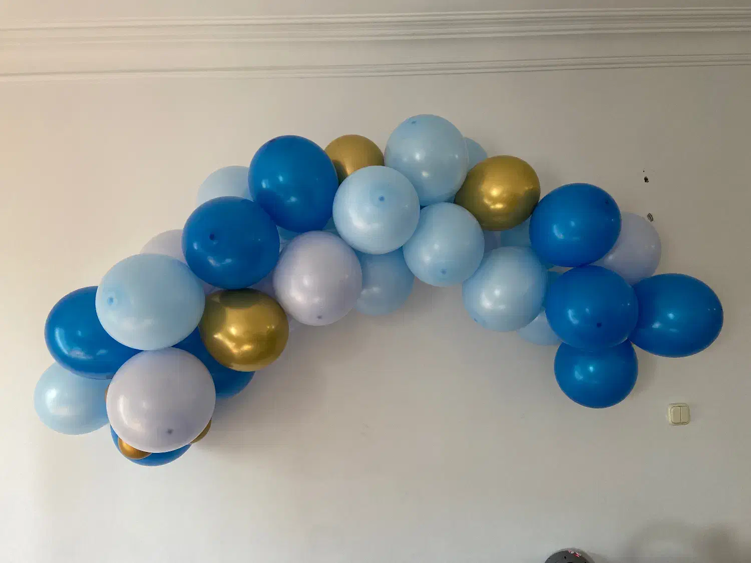 بادکنک|ریسه و چراغ تزئینی|تهران, والفجر|دیوار