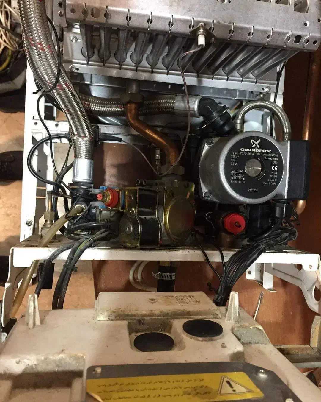 پکیج ابگرمکن شوفاژبخاری سرویس کار نصاب تعمیرات|آبگرمکن، پکیج، شوفاژ|مشهد, راهنمایی|دیوار