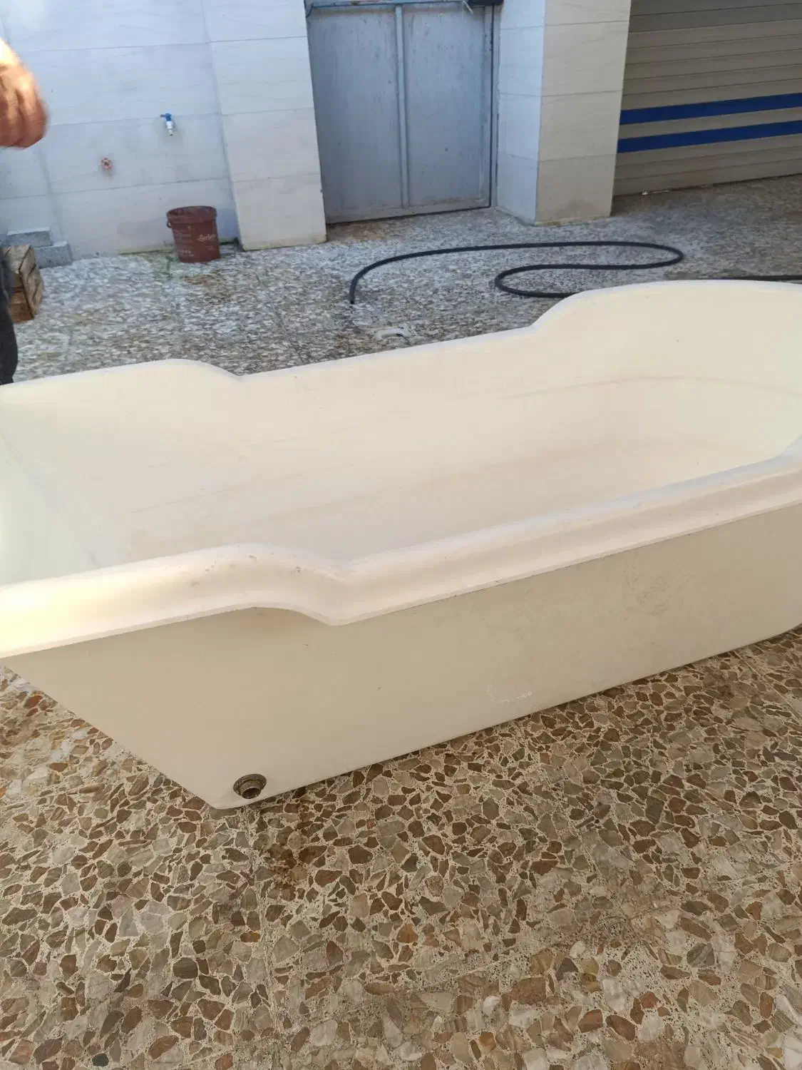 وان|لوازم حمام|بندر انزلی, نوغان|دیوار