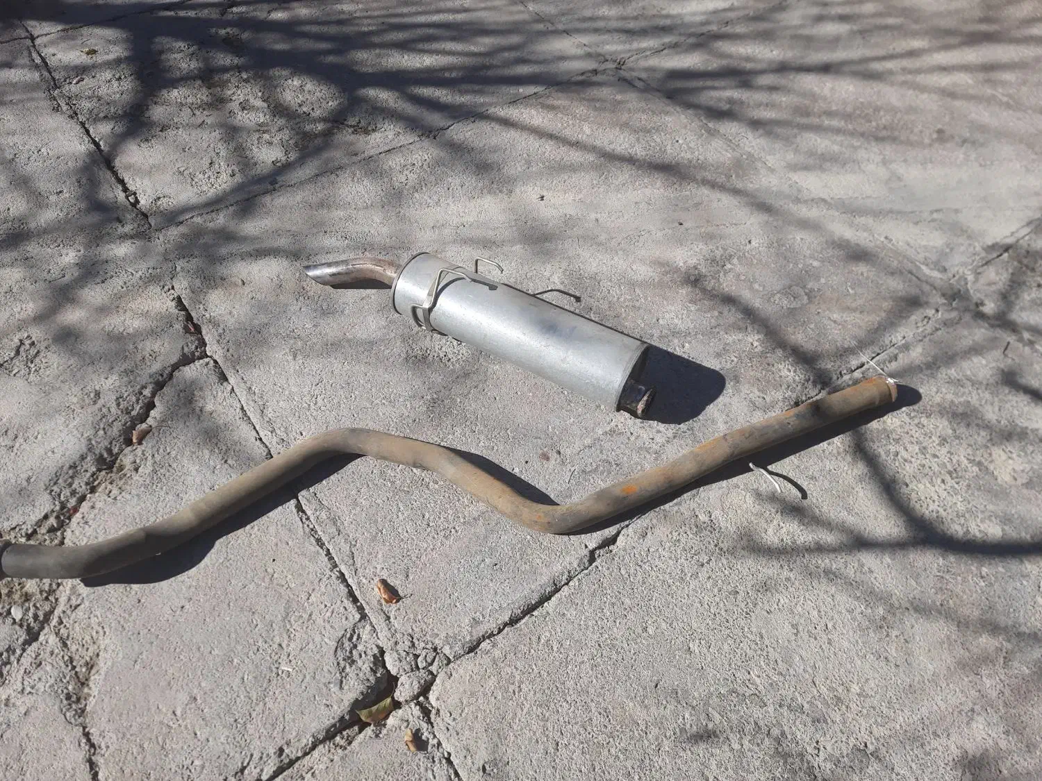 سنتر وانبار اکزوز بلوجی درحد همش یک ماه روماشینه|قطعات یدکی و لوازم جانبی|سنندج, |دیوار