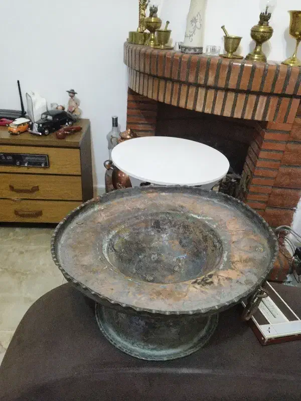 منقل مسی عتیقه|کلکسیون اشیاء عتیقه|رشت, سعدی (تختی)|دیوار