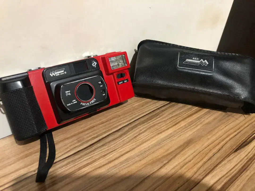 دوربین  قدیمی|دوربین عکاسی و فیلم‌برداری|قزوین, |دیوار