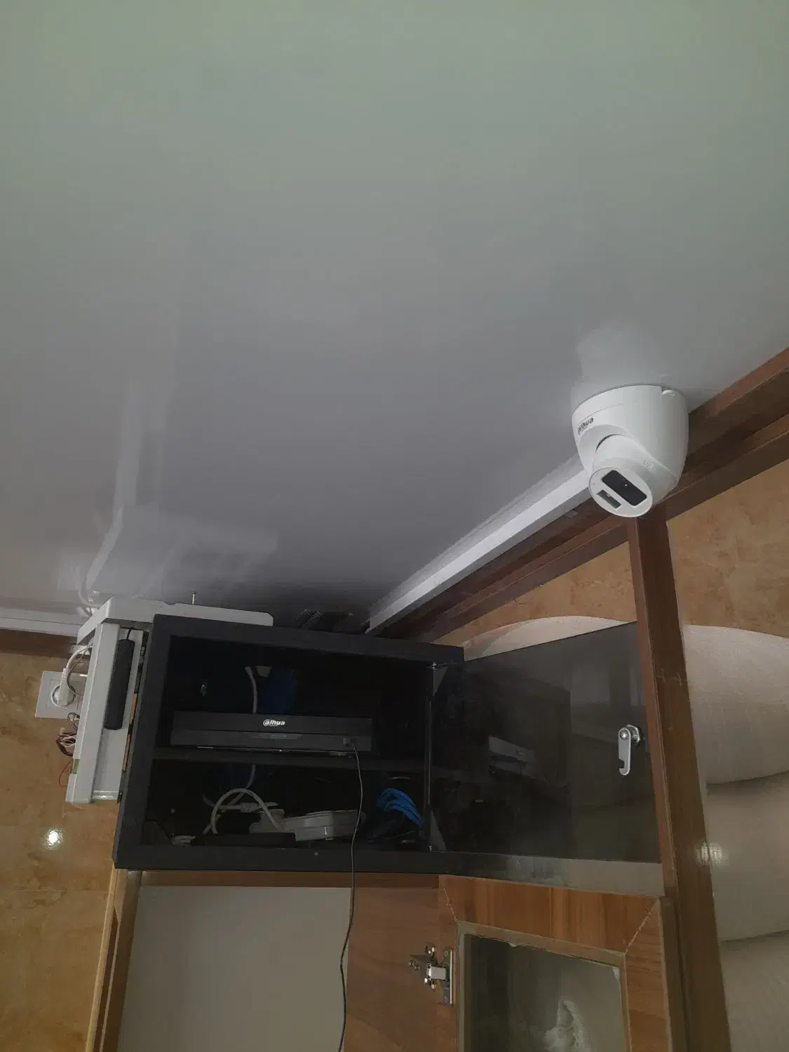 خدمات حفاظتی امنیتی|دوربین مداربسته|برازجان, |دیوار