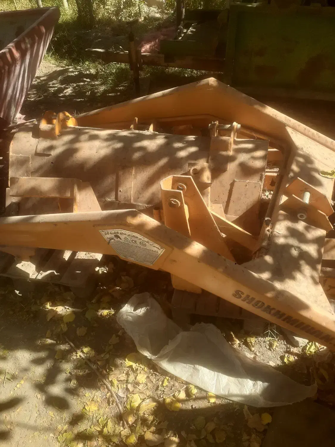 بیل سه جک شرکت شخمیران صفر|ماشین‌آلات صنعتی|نوشین شهر, |دیوار