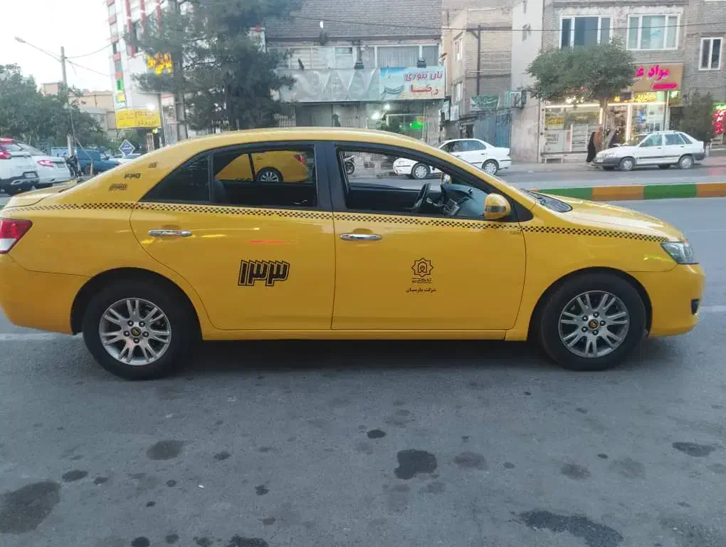 تاکسی اریو کم کار واقعی|خودرو سواری و وانت|مشهد, ادیب نیشابوری (شهرک غرب)|دیوار