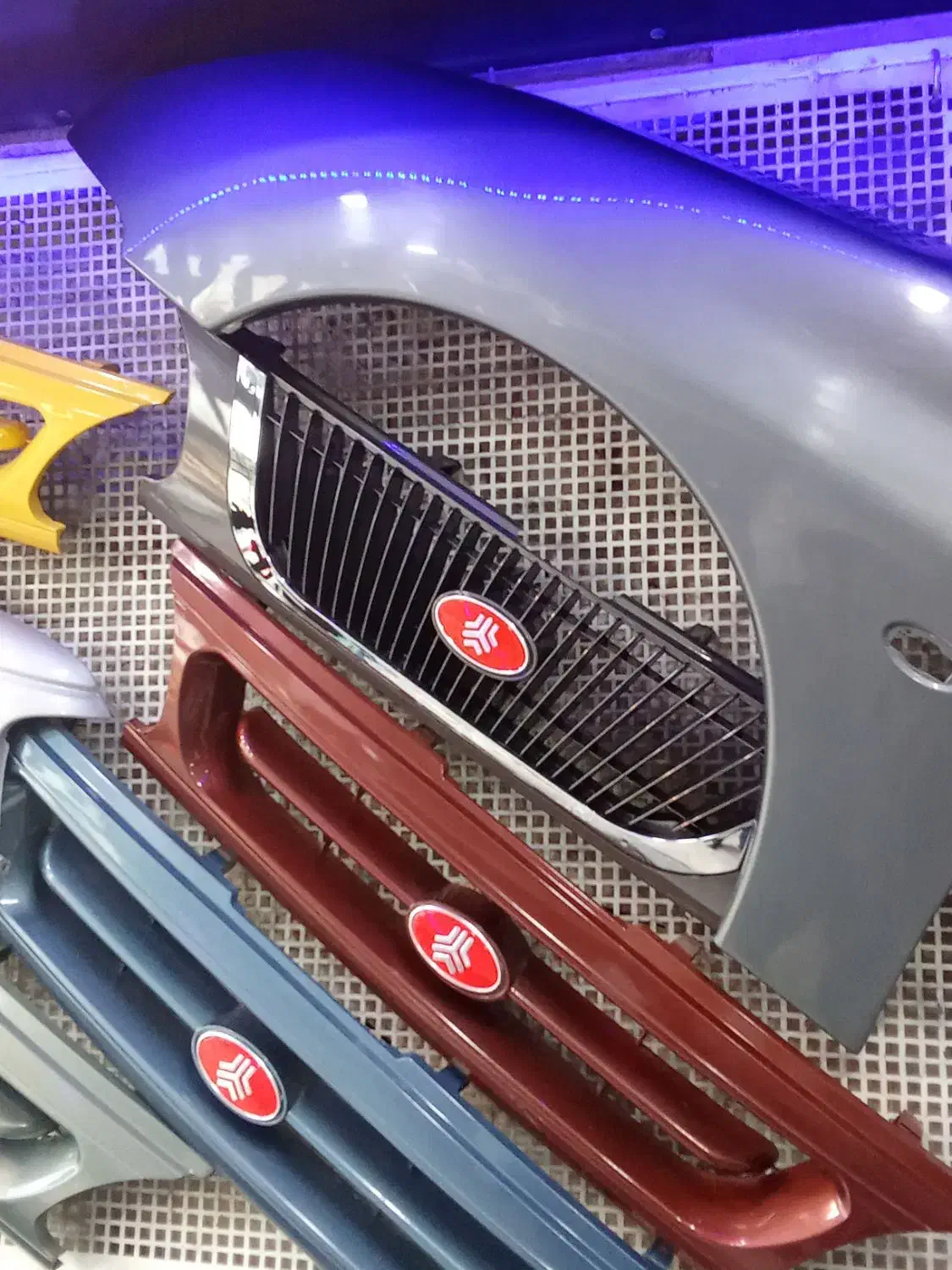 بورس انواع کاپوت گلگیر سینی فن چراغ لنت ترمز|قطعات یدکی و لوازم جانبی|مشهد, توس (بلوار توس)|دیوار