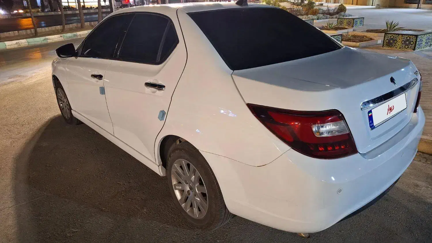 دنا پلاس ۶دنده ۱۴۰۳|خودرو سواری و وانت|کرمان, |دیوار