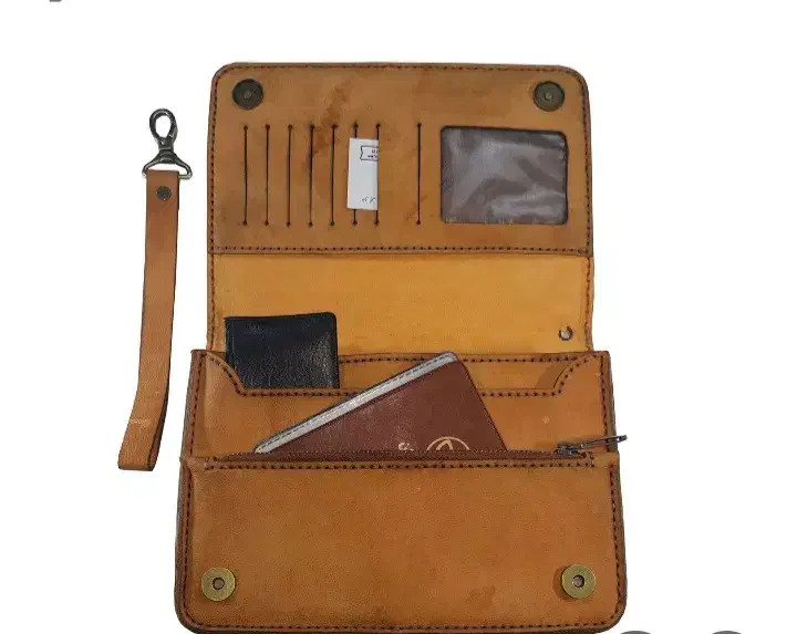 گمشده|اشیا|بیرجند, |دیوار