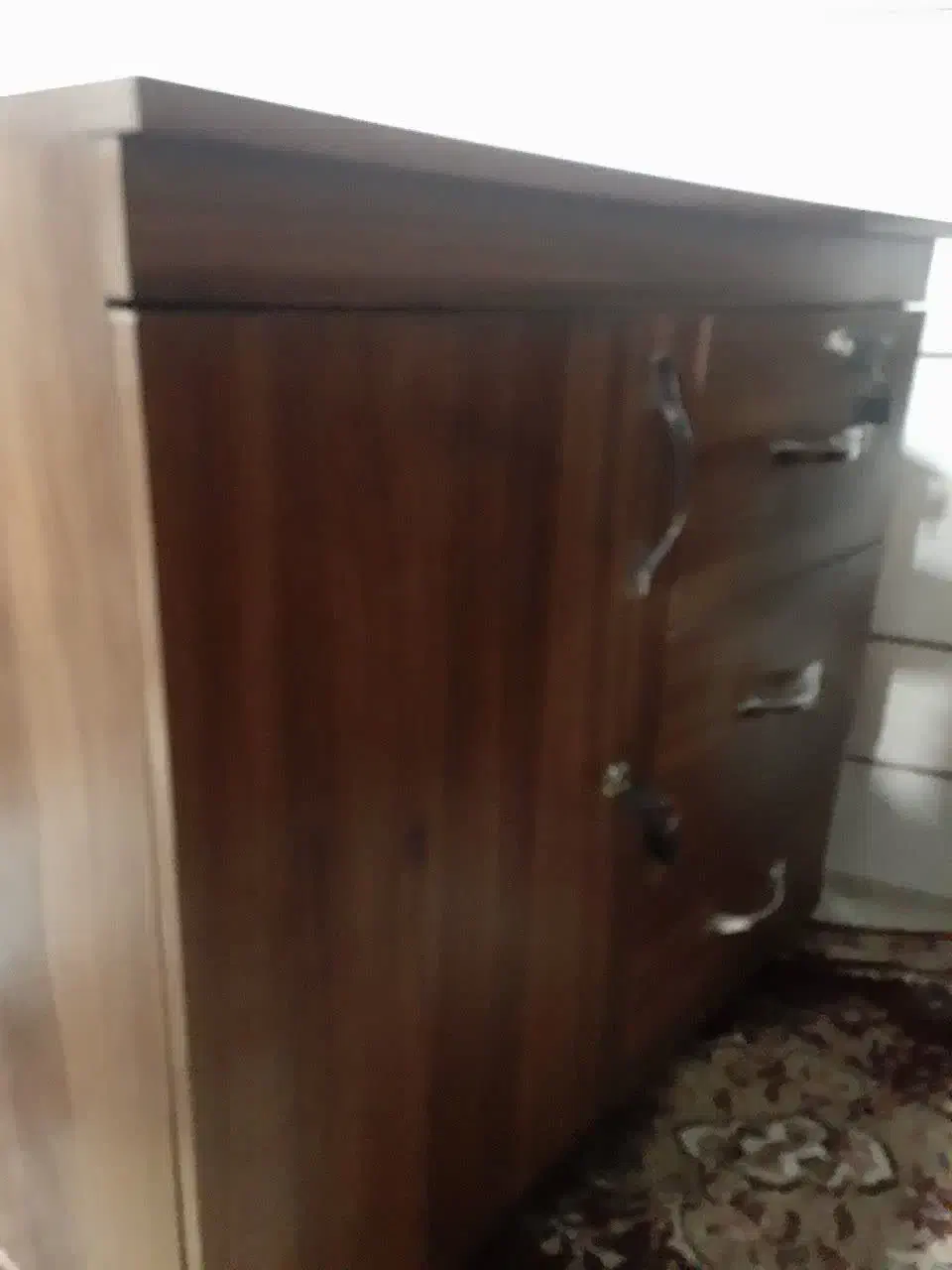 فروش دو عدد میزویک کمد وچهار صندلی ودوصندلی چرخی|دفتر کار|خمینی‌شهر, |دیوار