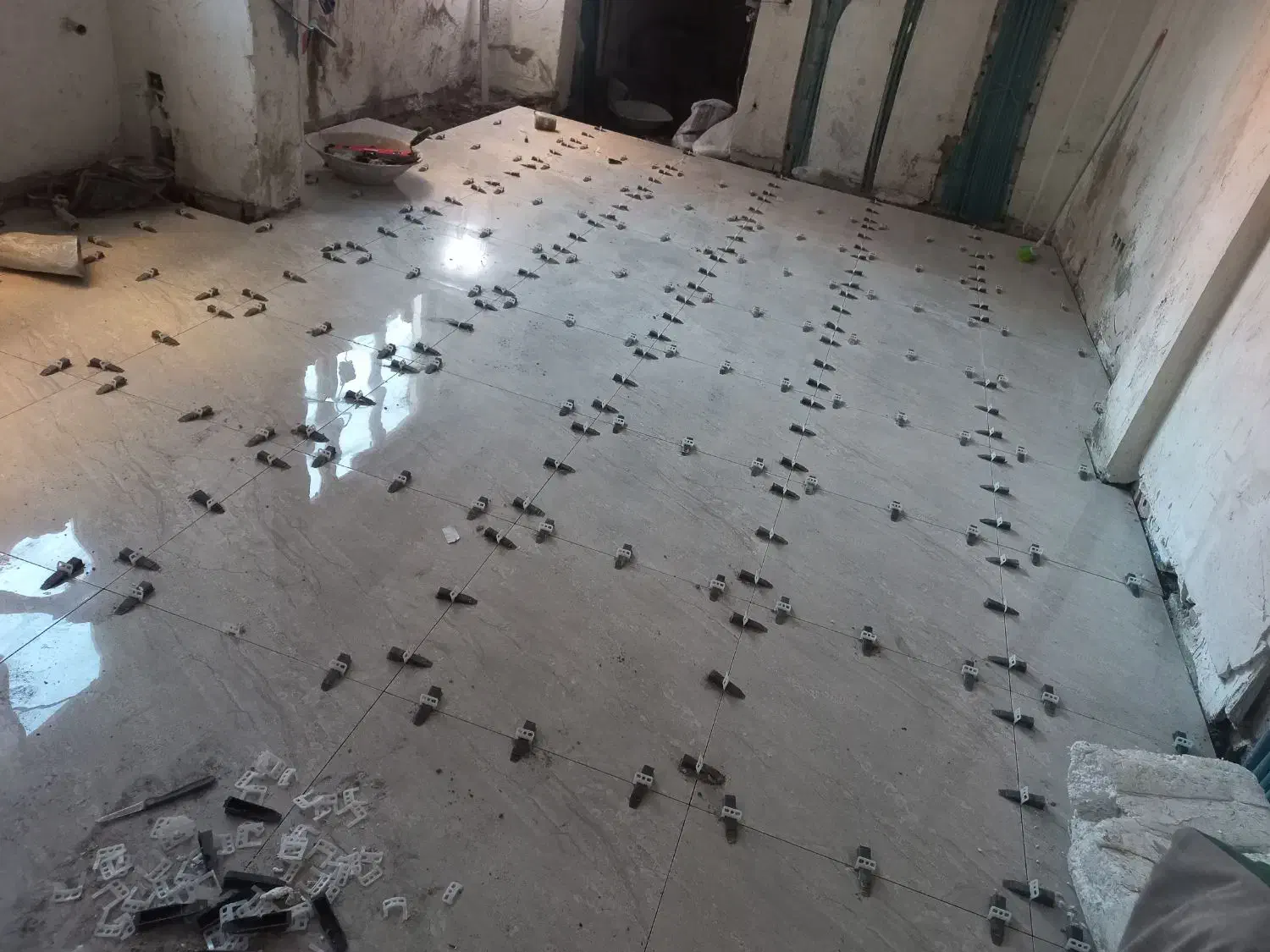 کاشی کاری و سرامیک کاری|خدمات پیشه و مهارت|تبریز, |دیوار