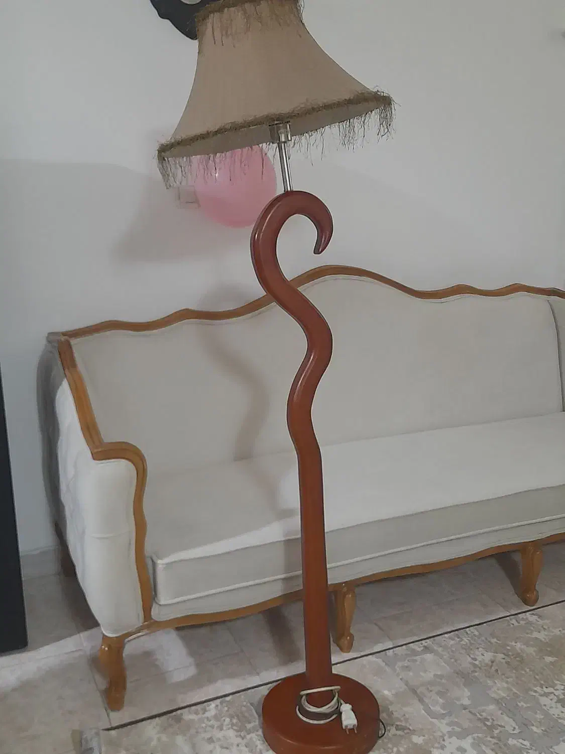 اباژور کنار سالنی|چراغ خواب و آباژور|قائمشهر, |دیوار