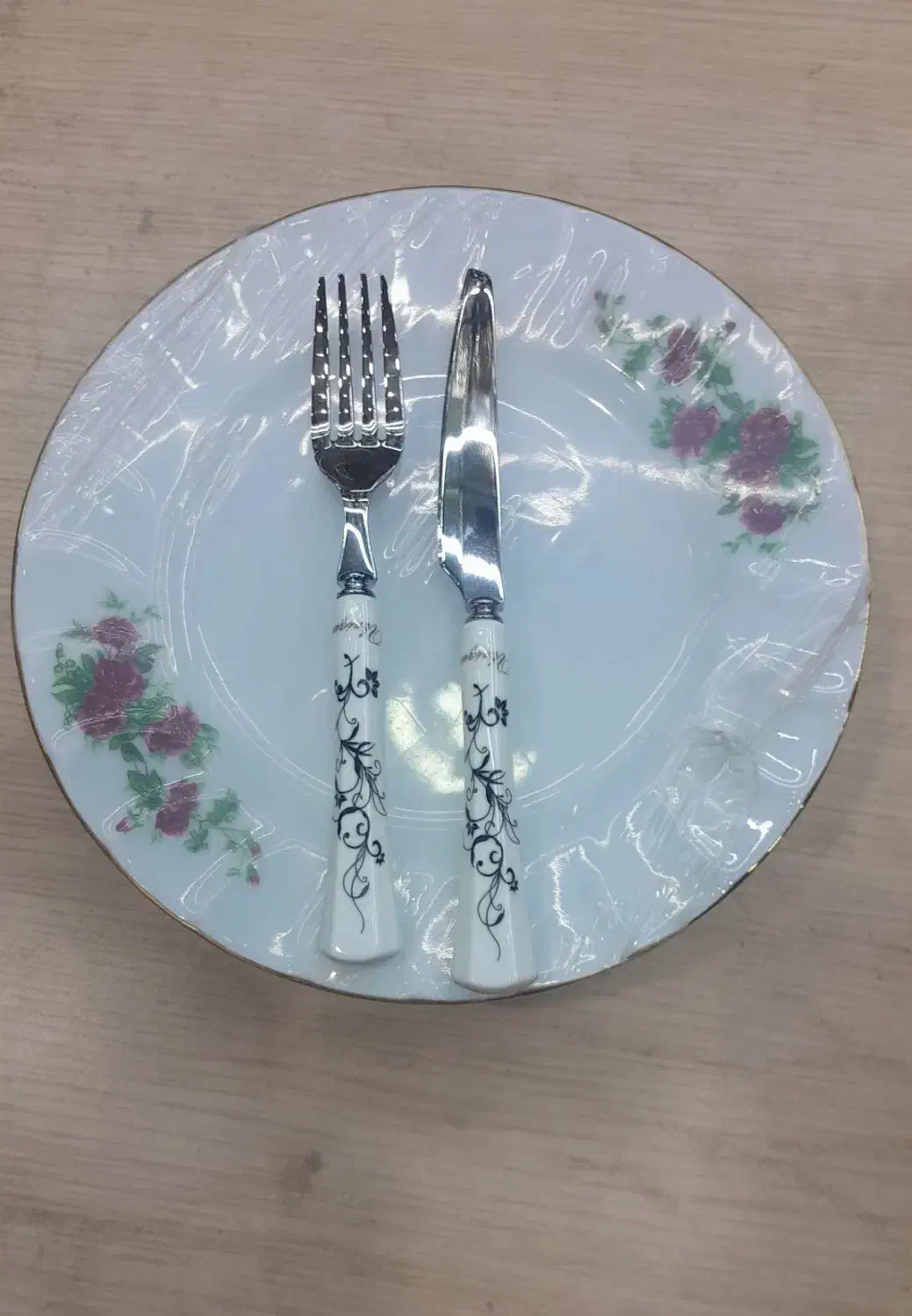 خورشت خوری و میوه خوری (چینی زرین)|ظروف سرو و پذیرایی|بهار, |دیوار