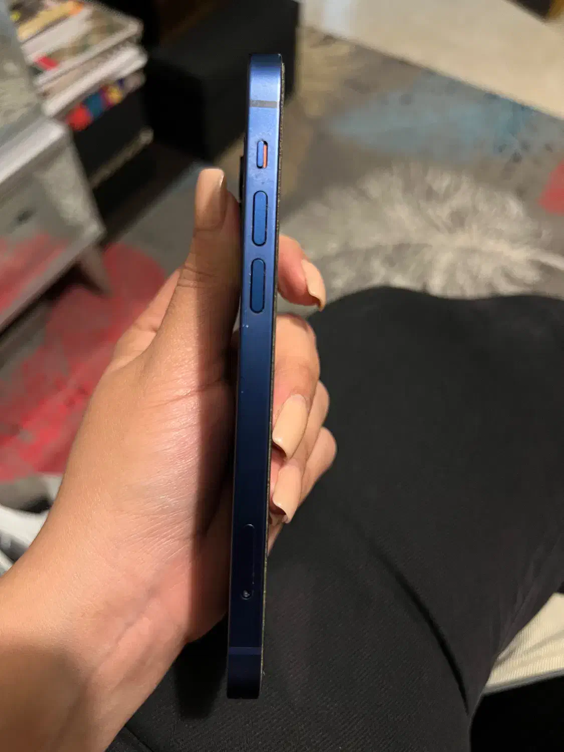 ایفون ۱۲ نرمال|موبایل|اندیشه, اندیشه فاز ۳|دیوار