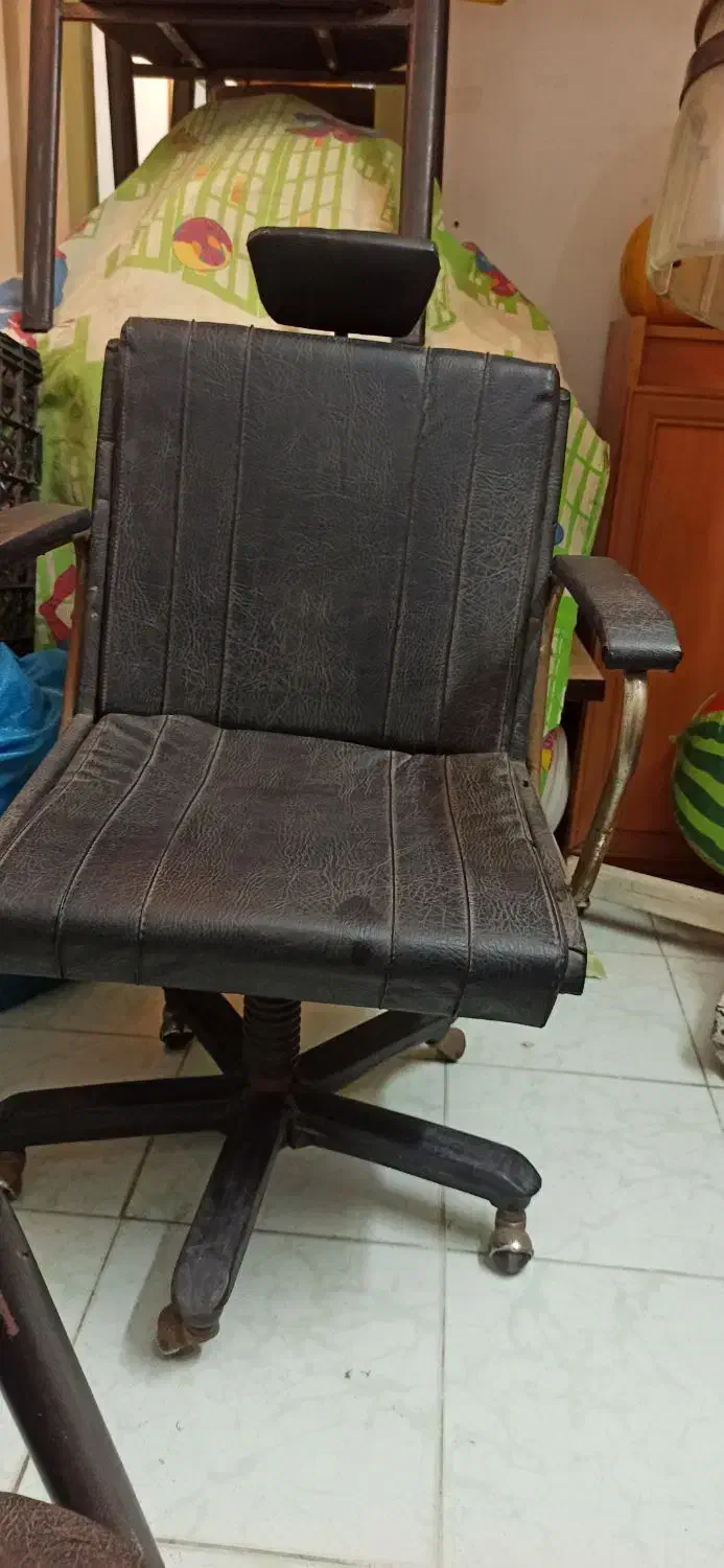 صندلی|صندلی و نیمکت|لاهیجان, کوی آزادگان|دیوار