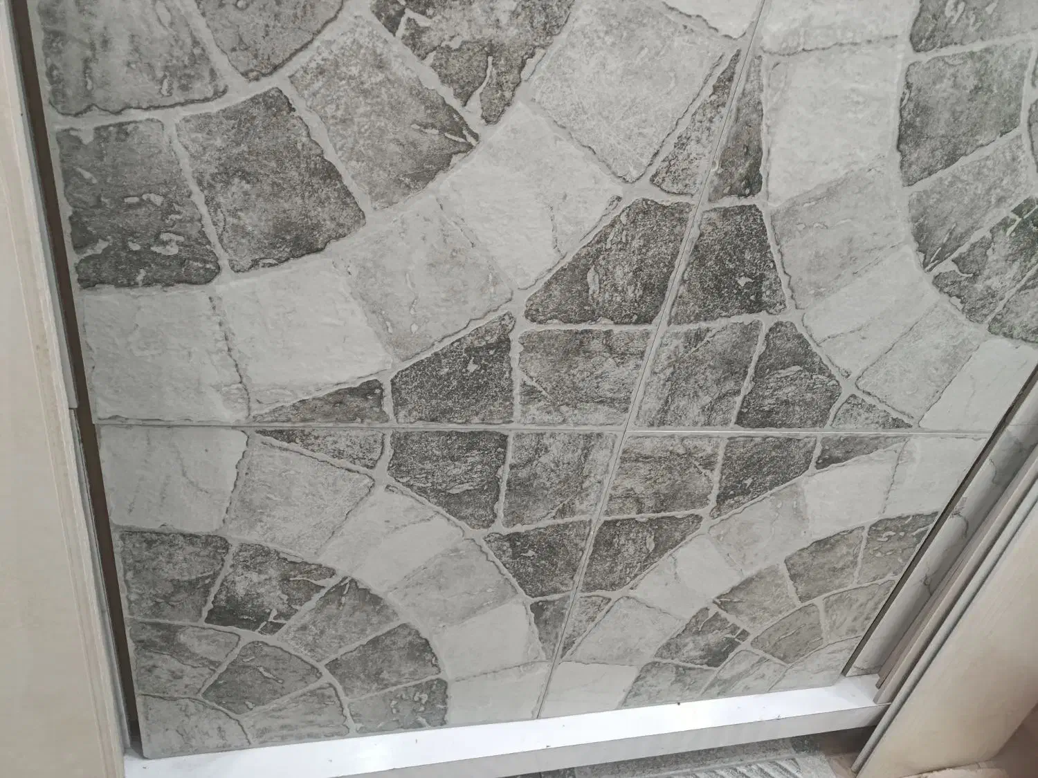 نقاش ساختمان کاشی کاری|خدمات پیشه و مهارت|چالوس, |دیوار