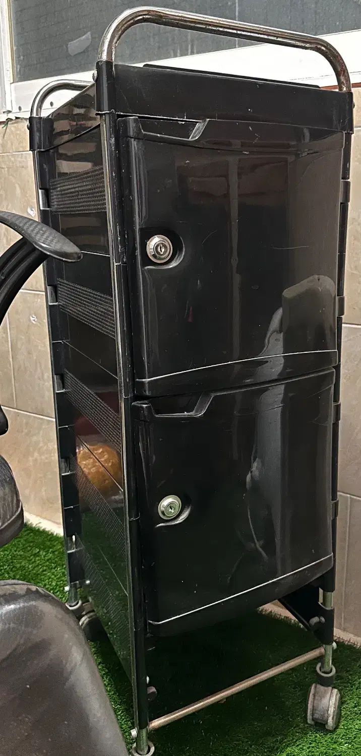 لوازم آرایشگاهی|آرایشگاه و سالنهای زیبایی|بندر انزلی, پردیس|دیوار