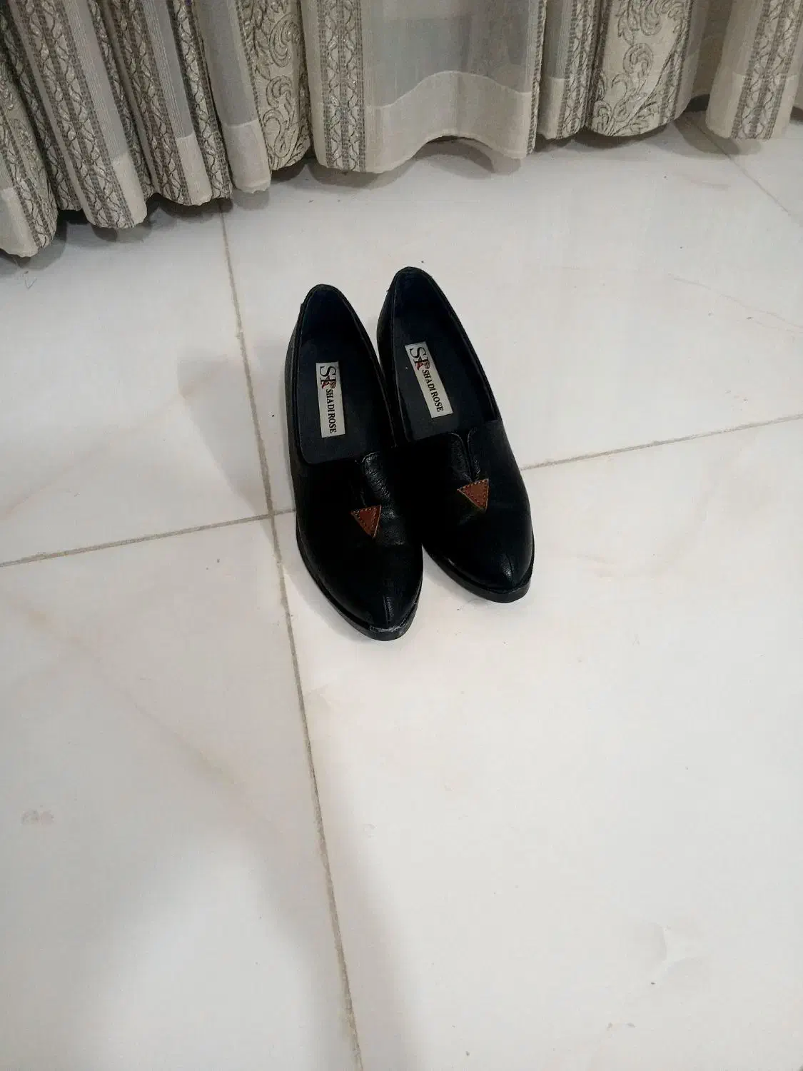 کفش مجلسی|کیف، کفش، کمربند|شاهرود, |دیوار