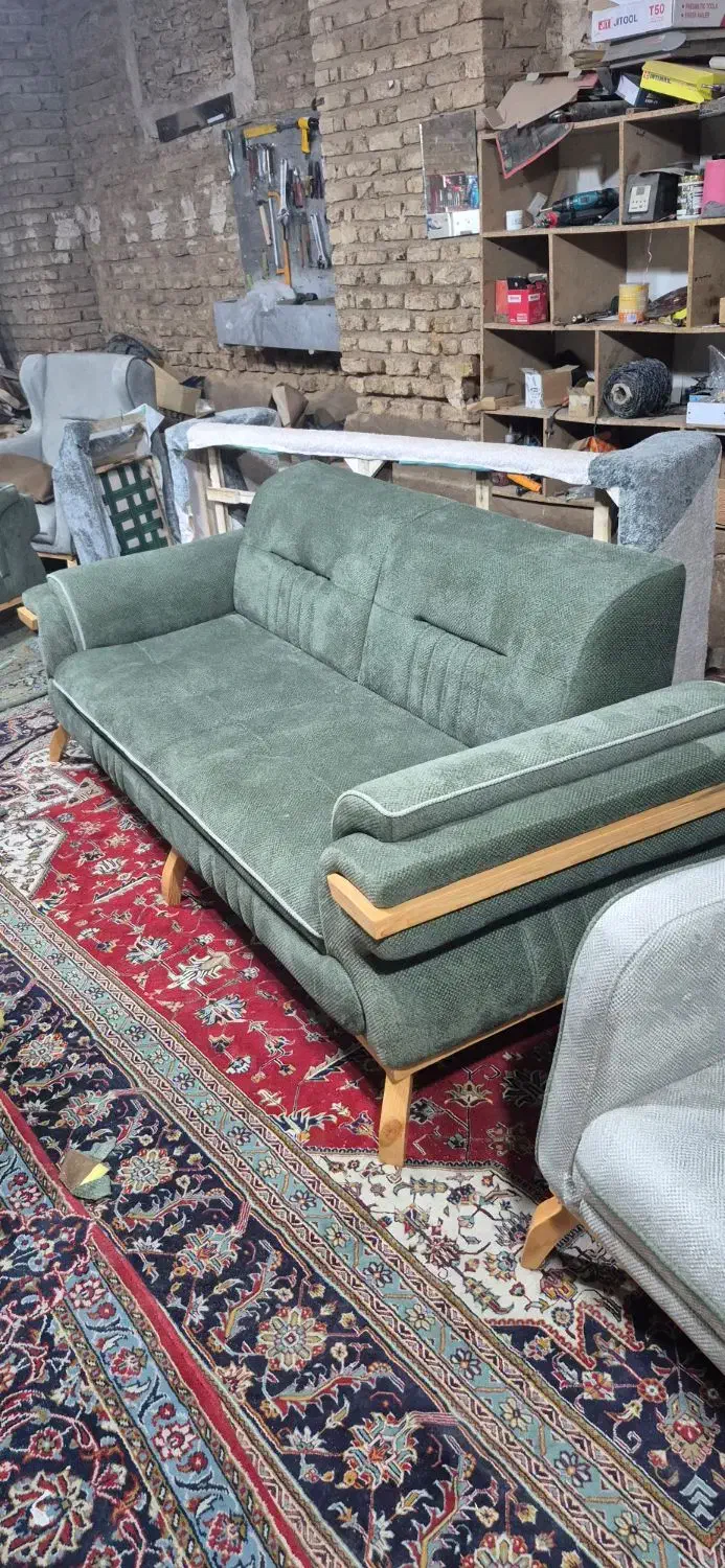 نیازمند رویه کوب و نجار ماهر|استخدام صنعتی، فنی، مهندسی|شیراز, ده پیاله|دیوار