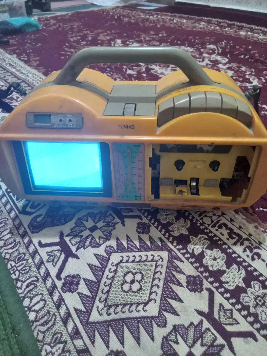 ظبط رادیو تلویزیون عتیقه|کلکسیون اشیاء عتیقه|اهواز, مجاهد|دیوار