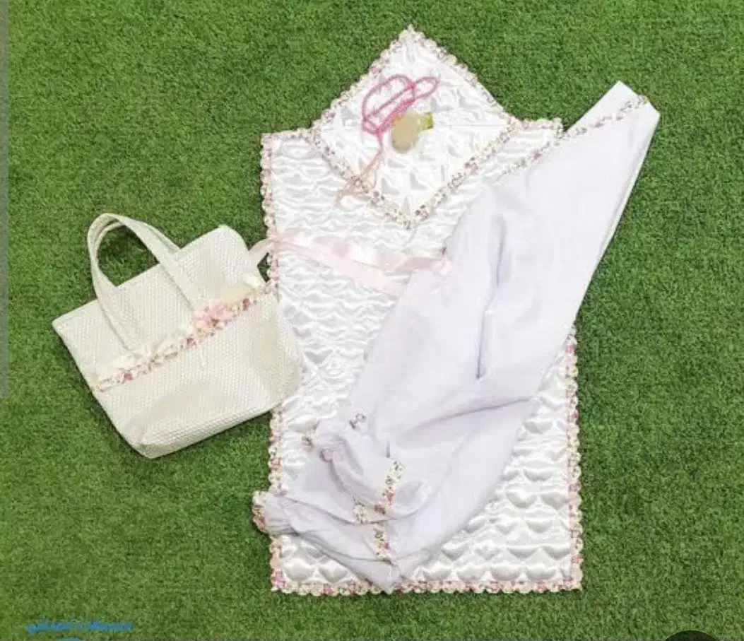 سجاده جانماز با کیف و چادر و... جانماز عبادت|لباس|بابل, |دیوار