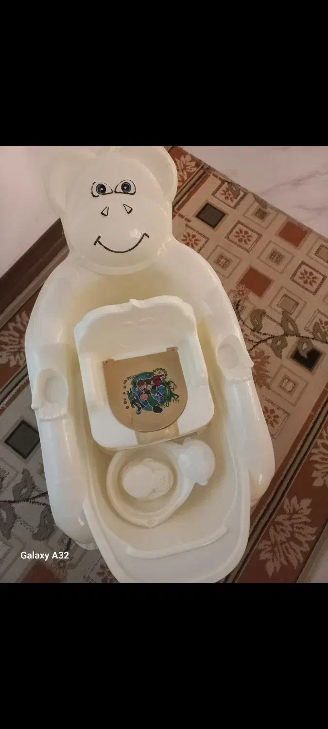 سرویس حمام بچه استفاده نشده|اسباب و اثاث بچه|ساوه, |دیوار