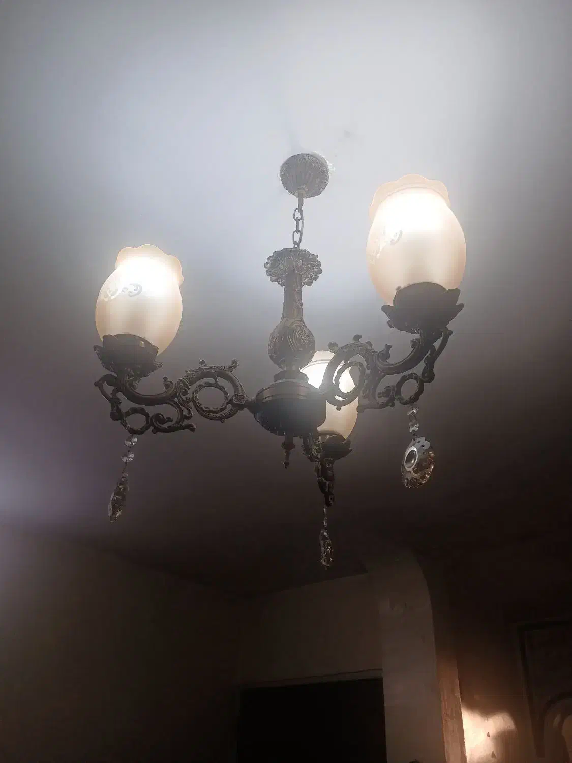 لوستر۳شاخه|لوستر و چراغ آویز|قرچک, باقرآباد|دیوار