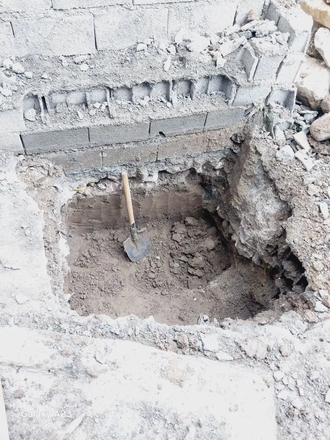 حفاری چاه آب و فاضلاب پی کنی چاه عمیق و نیمه عمیق|خدمات پیشه و مهارت|کجور, |دیوار