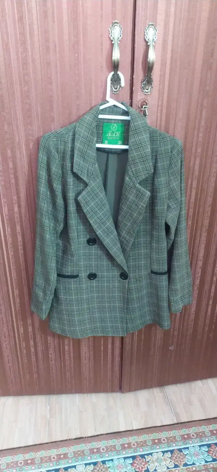 مانتو کتی|لباس|پردیس, فاز ۴|دیوار