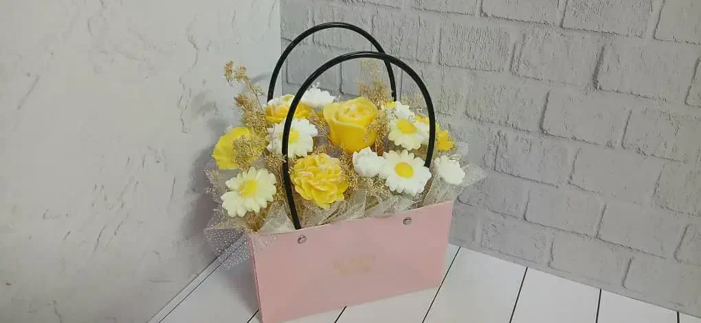 دسته گل|گل مصنوعی|مشهد, شریف|دیوار