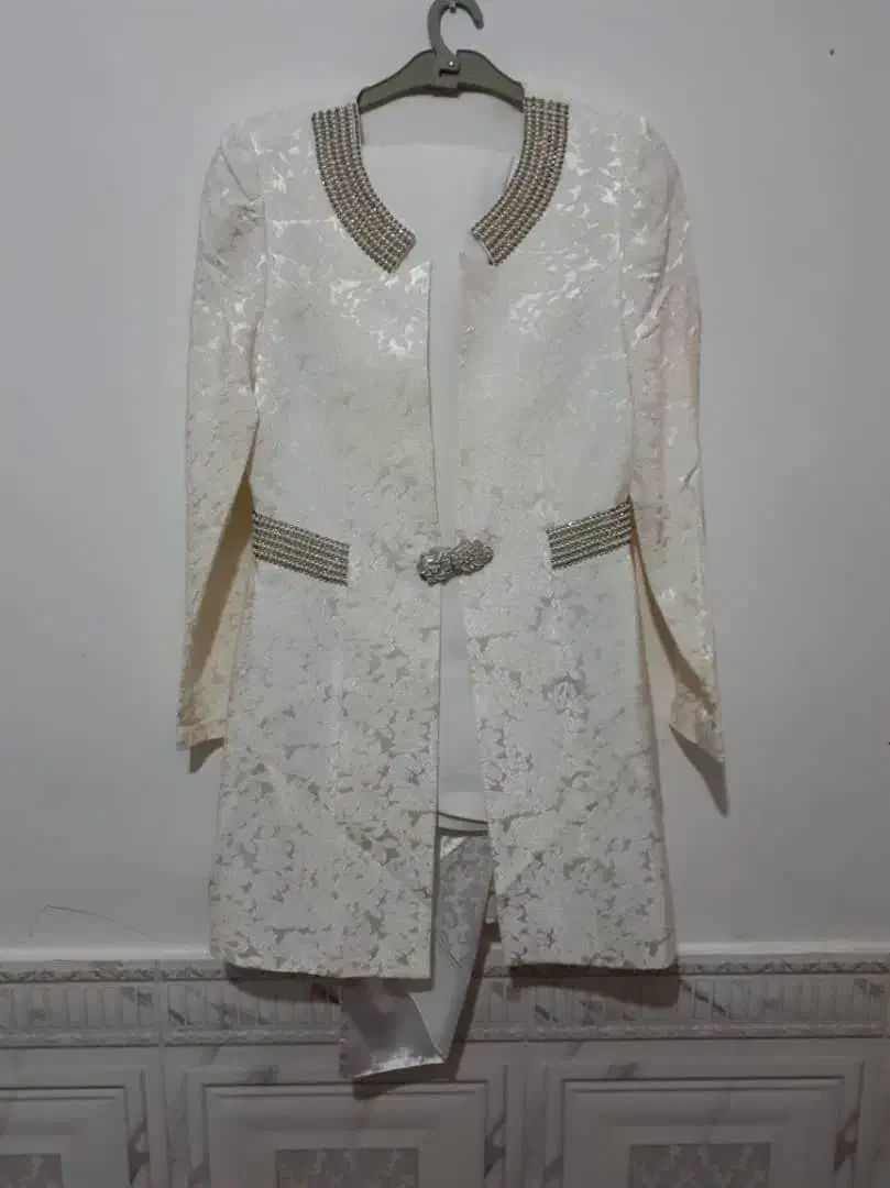 لباس مجلسی|لباس|سمنان, |دیوار