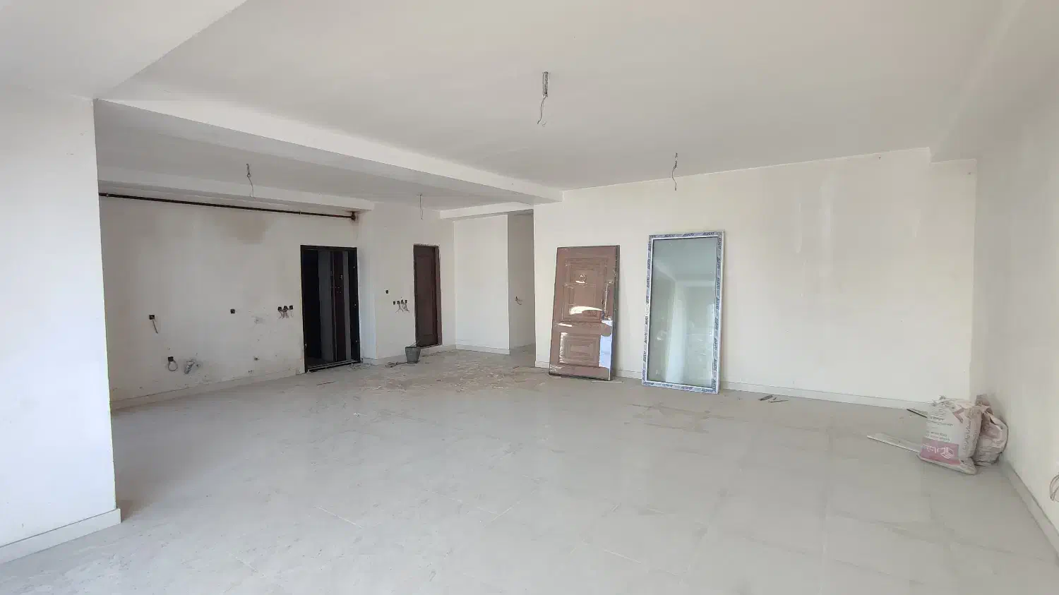 پیش‌فروش/135متری/3خواب/نورگیر/خ پاسداران|پیش‌فروش املاک|آستارا, |دیوار