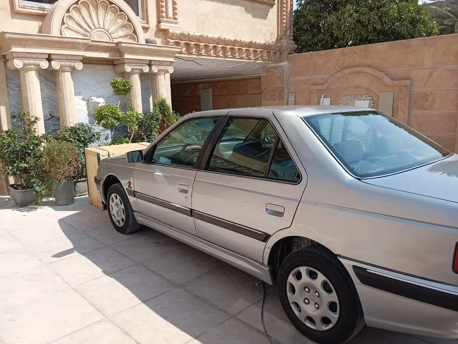 پژو پارس استثنایی مدل 83|خودرو سواری و وانت|مرودشت, بیست متری بیمارستان|دیوار