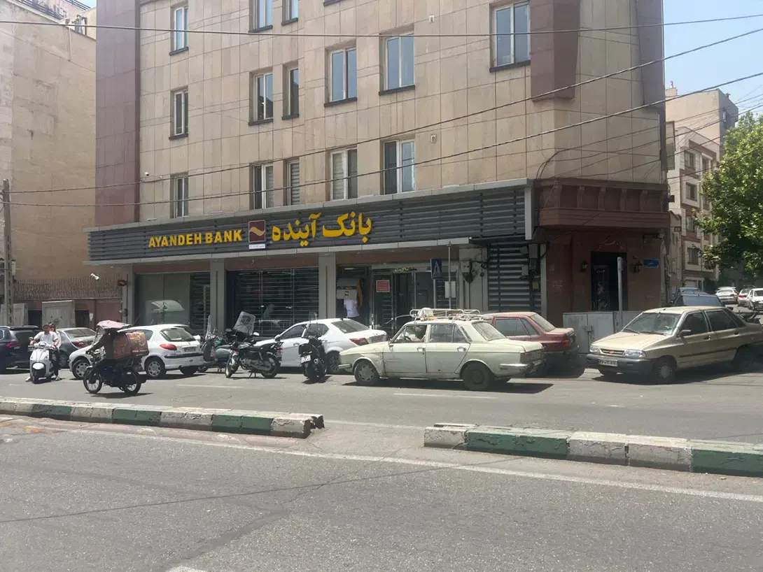 اقدسیه ۱۳۵ متر ۲۵ متر بر ۲۰ پارکینگ|اجارهٔ مغازه و غرفه|تهران, اقدسیه|دیوار